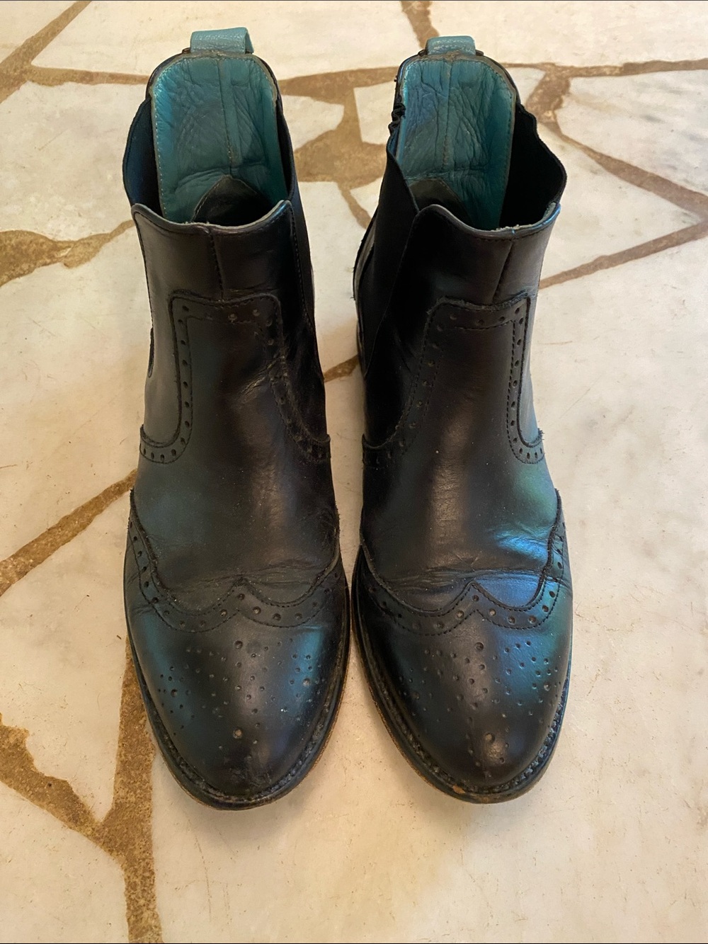 Boden Chelsea boot